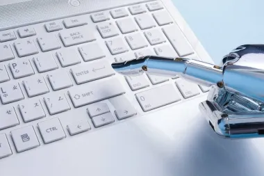 各家AI大模型比拼火花四射 谁将成为2025年的王者? 三