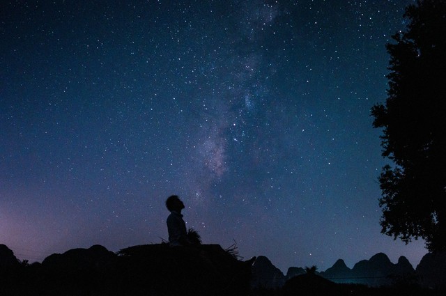 AI小说创作崛起，作家们的未来将何去何从？ 2